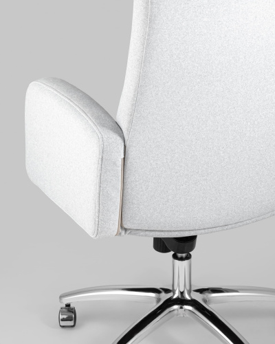 Кресло руководителя Лансет микровелюр светло-серый. Фото №8