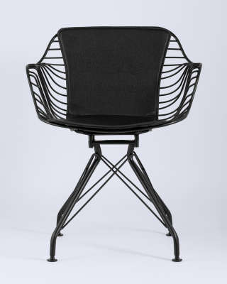 Кресло Thomas черное с черной подушкой фото Кресло Thomas черное с черной подушкой. Фото №5